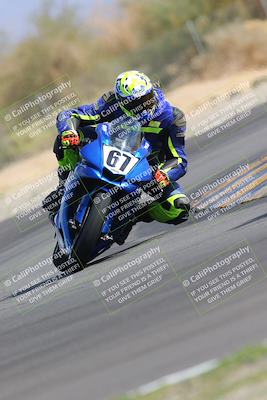 media/Nov-05-2022-SoCal Trackdays (Sat) [[f8d9b725ab]]/Turn 2 (1120am)/